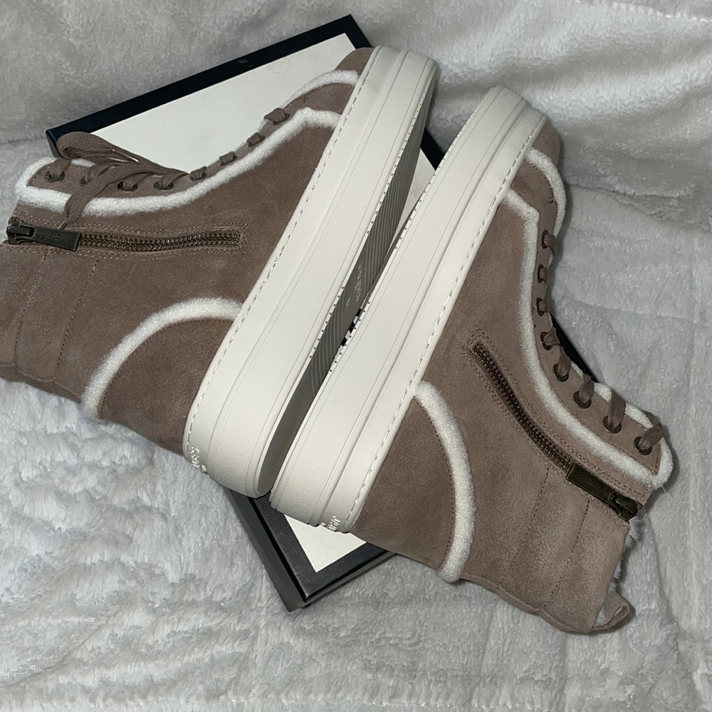NWT J/SLIDES NADAL Faux Fur Platform Bootie - Picture 11 of 14